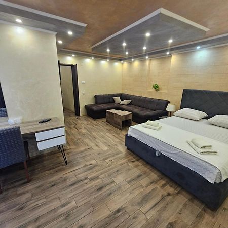 Prenociste Rooms Simke Subotica Eksteriør billede