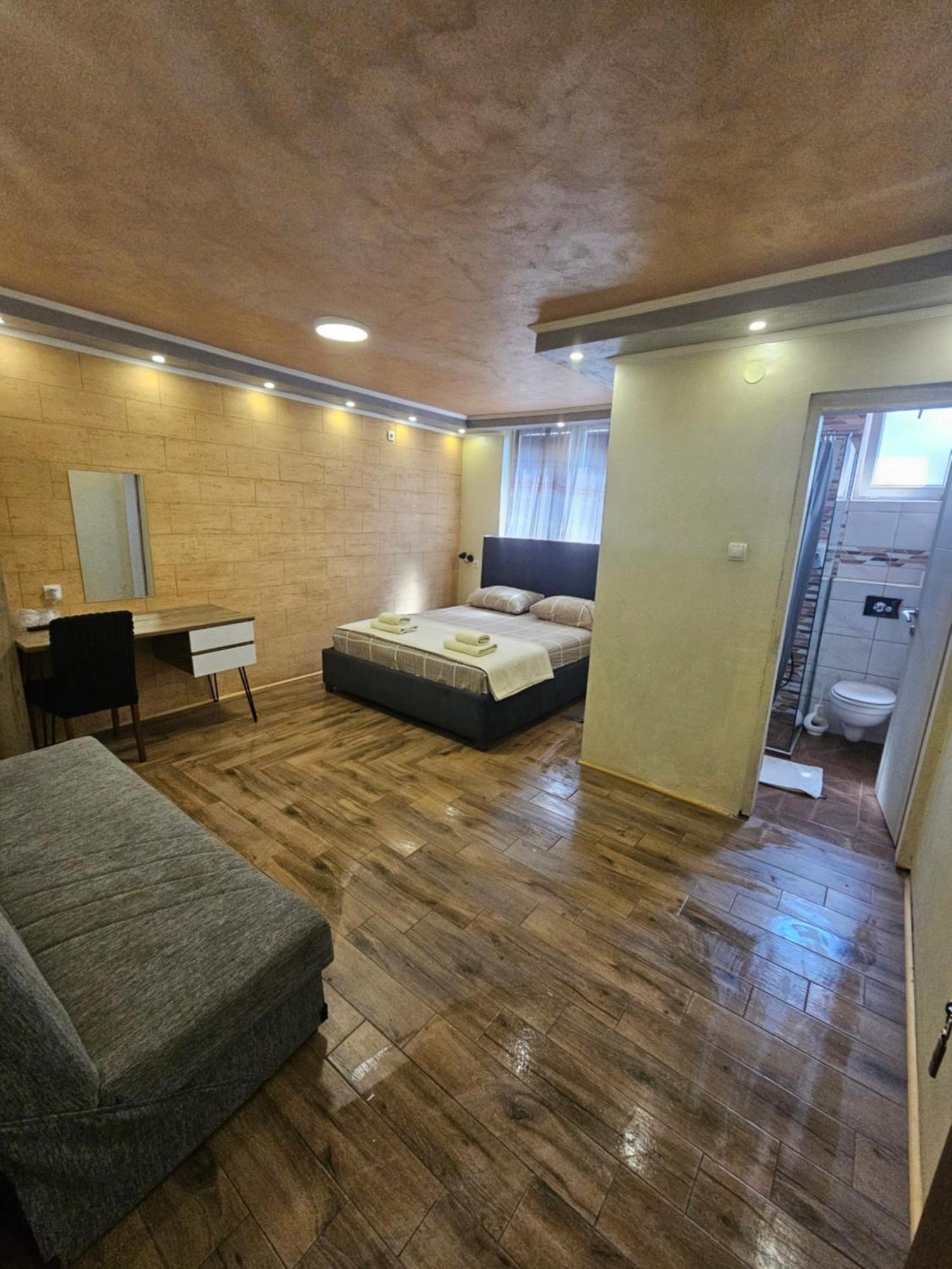 Prenociste Rooms Simke Subotica Eksteriør billede