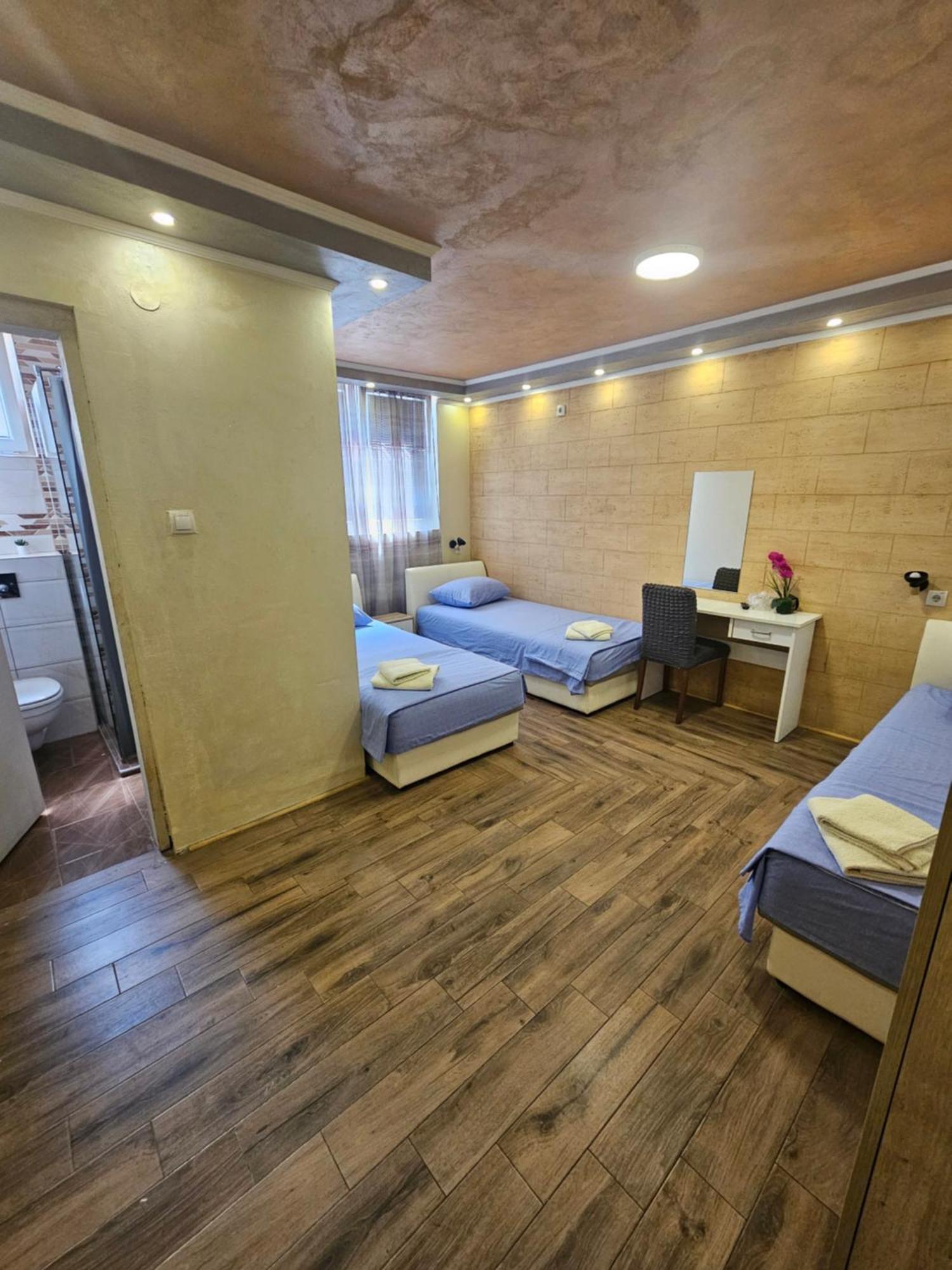 Prenociste Rooms Simke Subotica Eksteriør billede